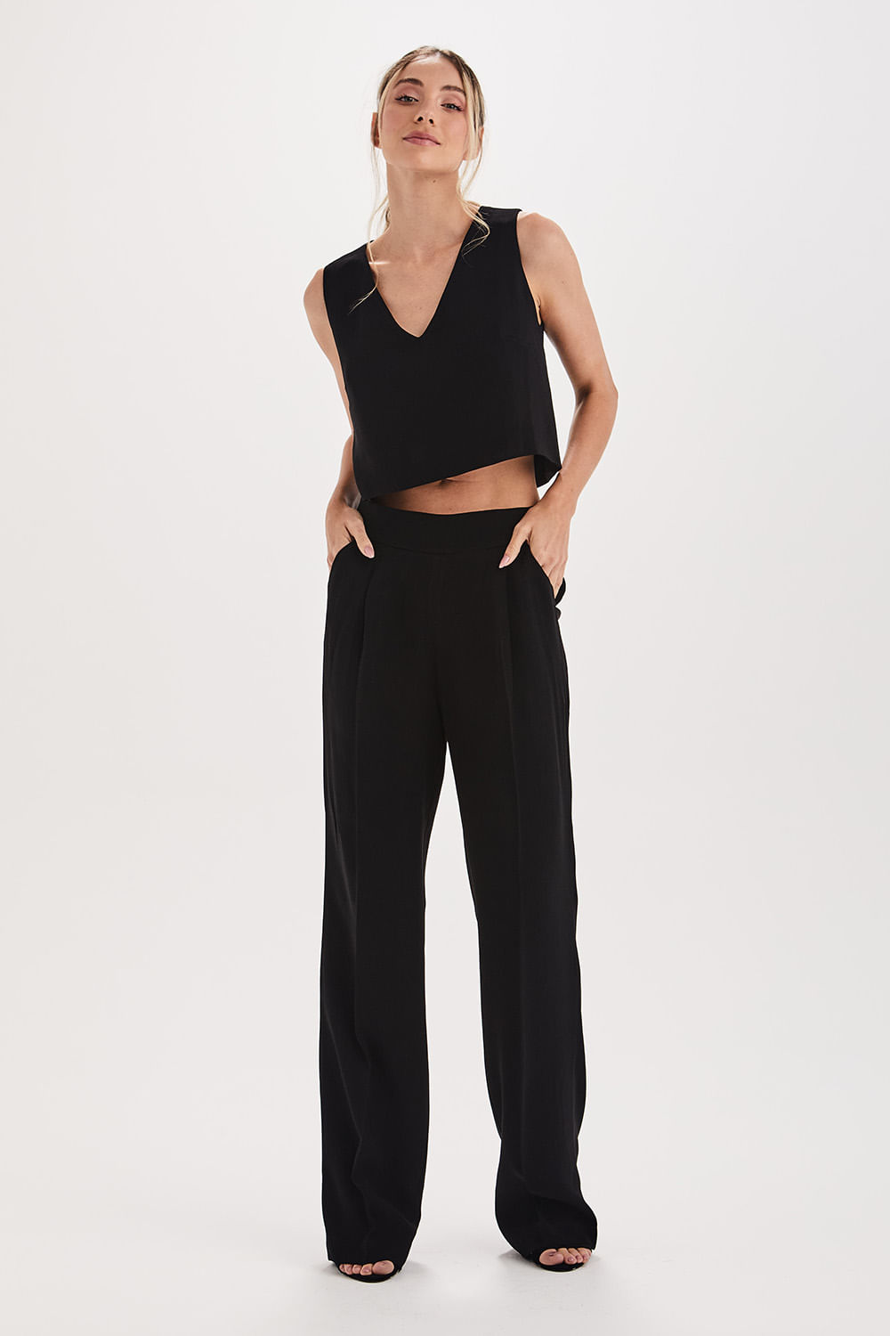 Calça Alfaiataria Pantalona Alicia - Preto