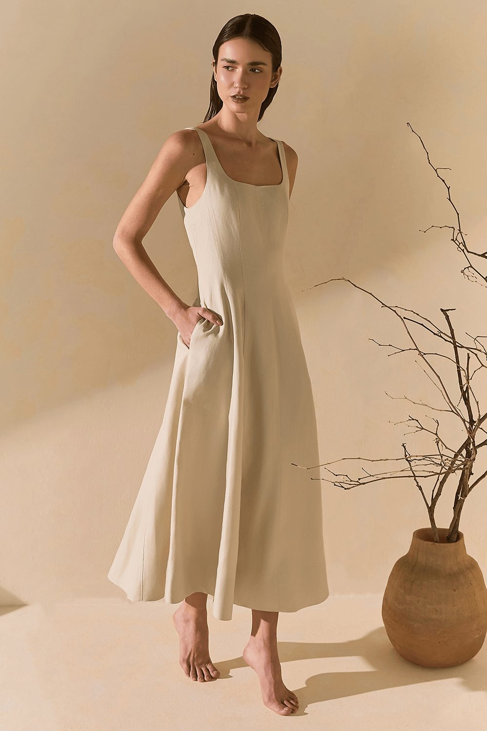 Vestido Midi Recortes - Areia