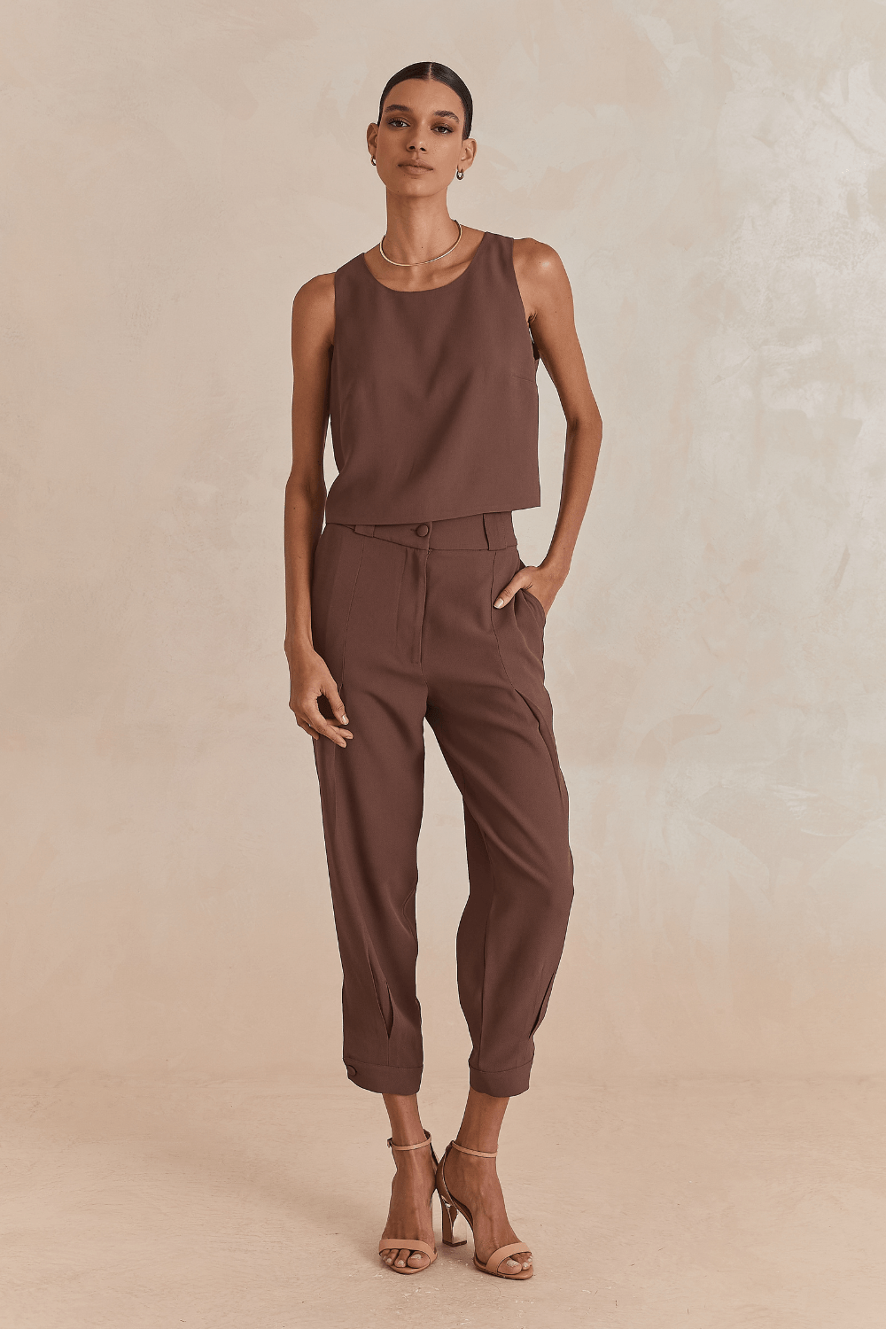 Calça Alfaiataria Classica Betina - Marrom