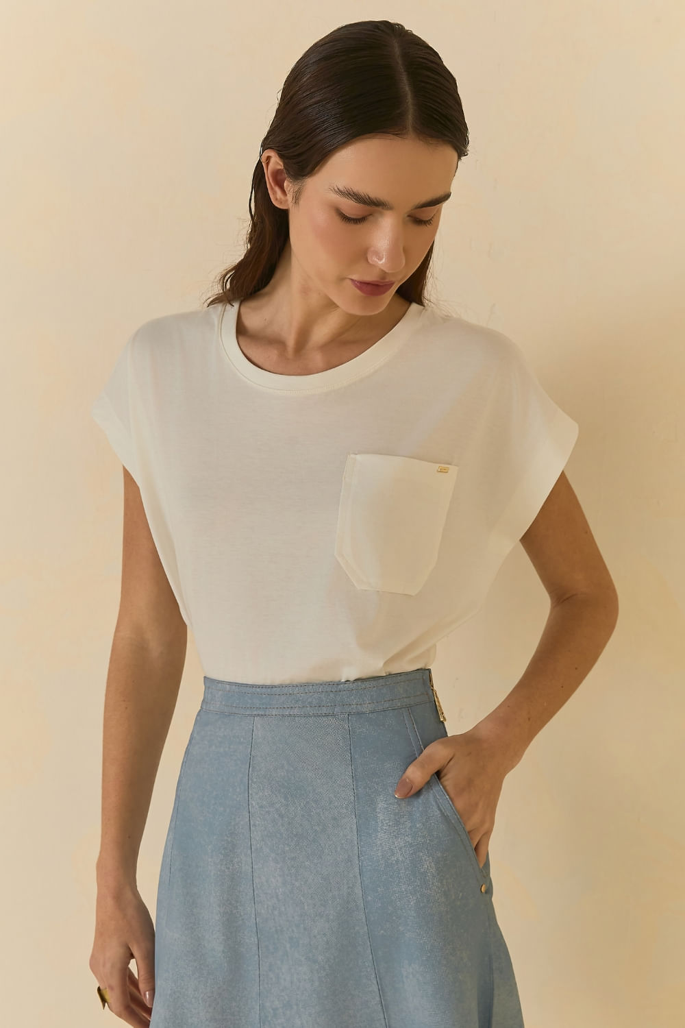 T-Shirt Alice Pima Bolsinho - Off White