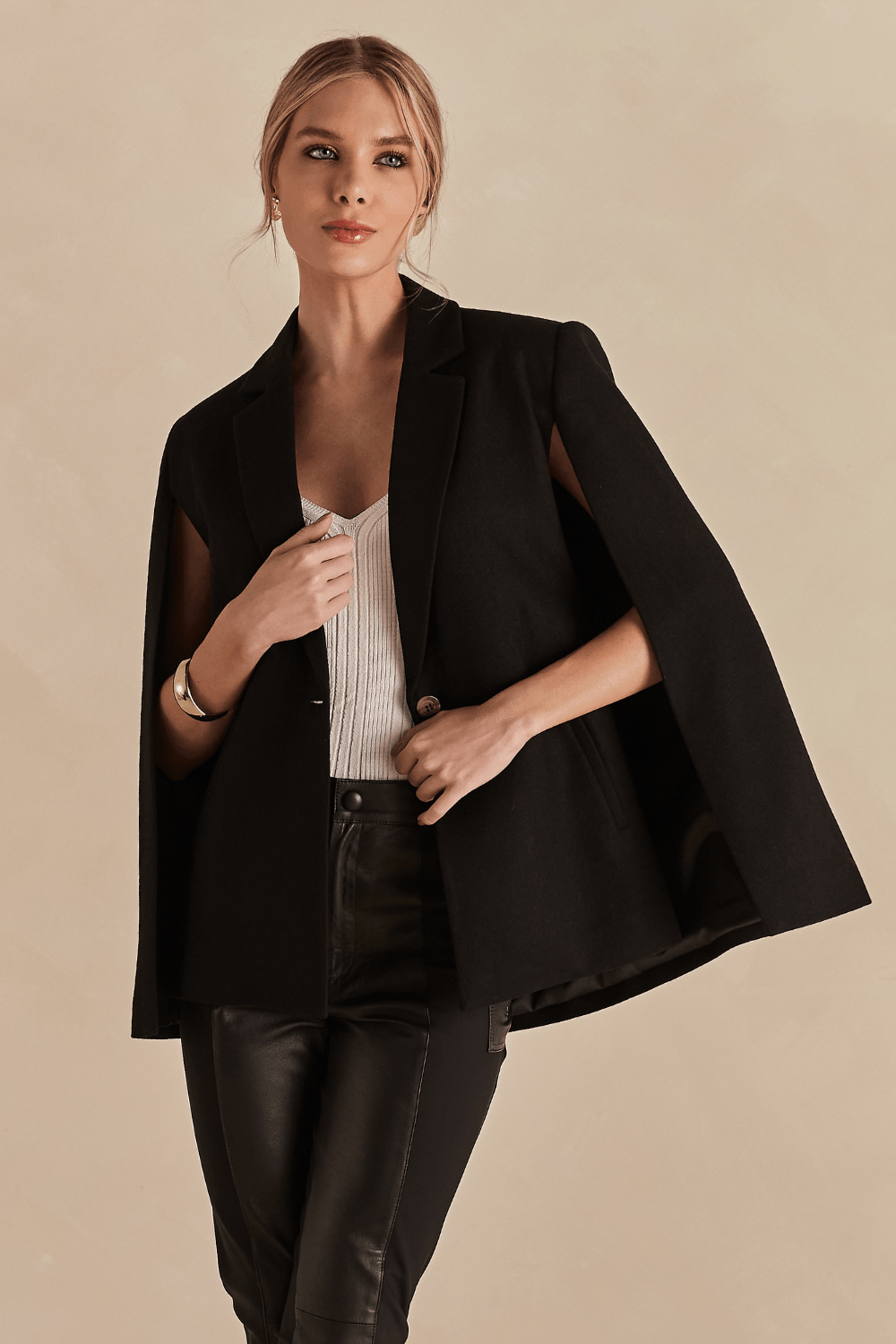 Casaco Pelerine Bianca - Preto