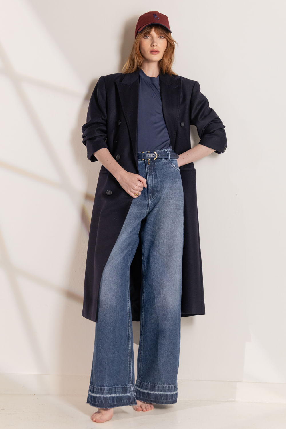 Calca Jeans Wide Leg Barra Desfiada - Azul Claro