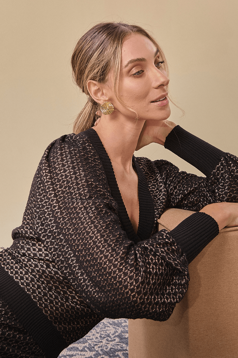 Blusa Tricot Decote V Gaia Jacquard - Bicolor