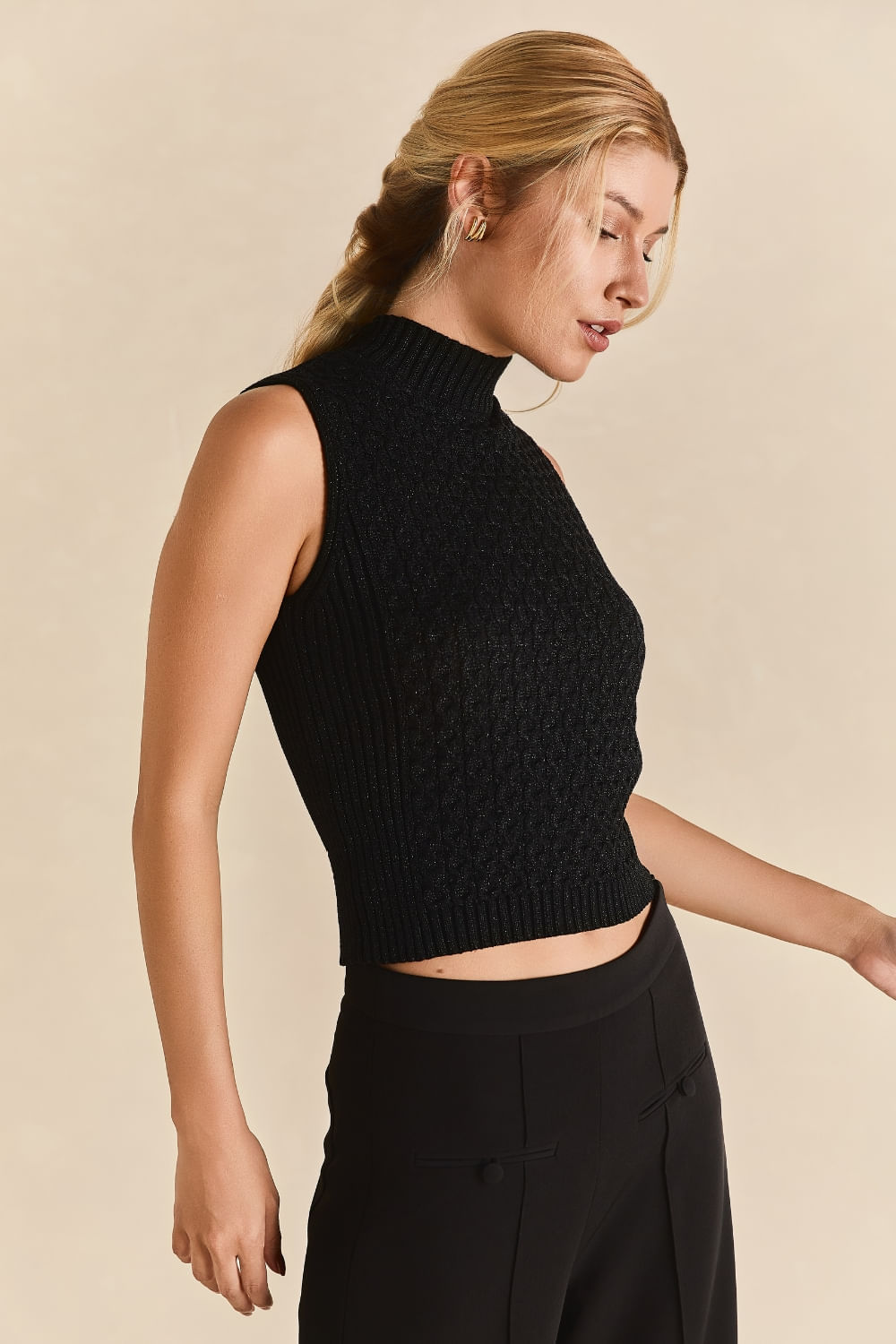 Blusa Tricot Gola Alta Lurex - Preto