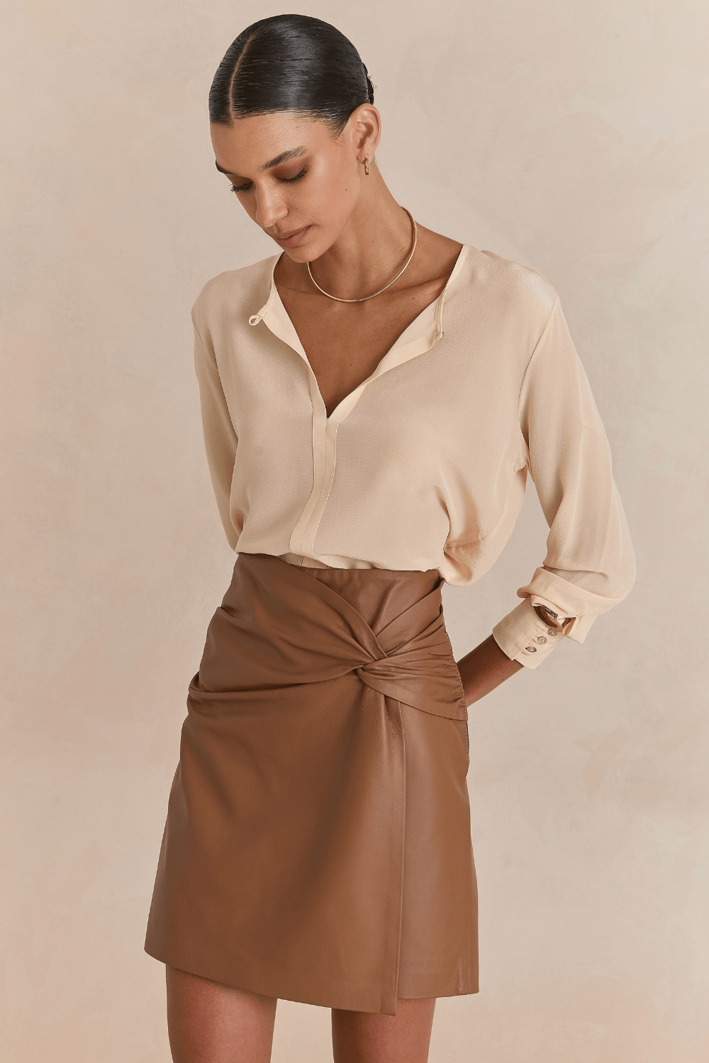 Blusa Seda Francesca - Bege Macadamia