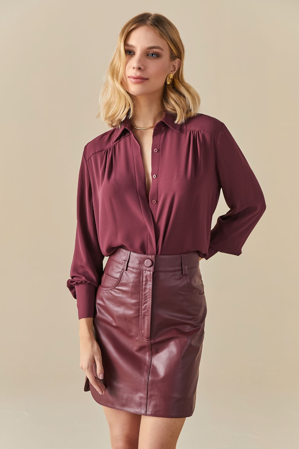 Camisa Chic Manga Longa Sabrina - Vermelho Rubi