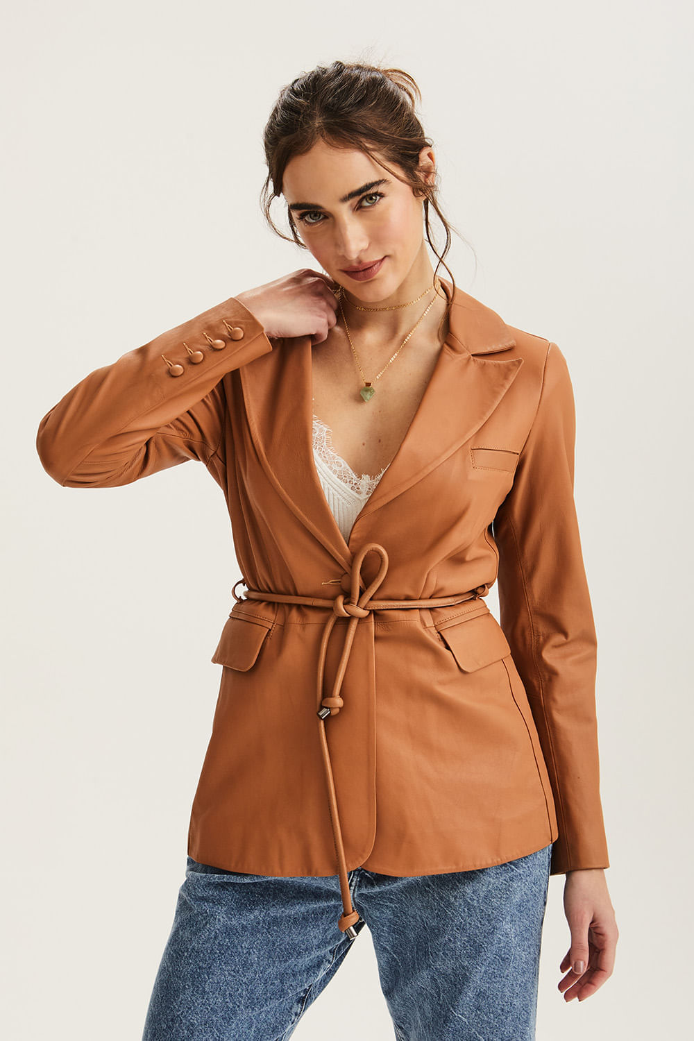 Blazer Couro C/ Rolotê - Caramelo Frapê