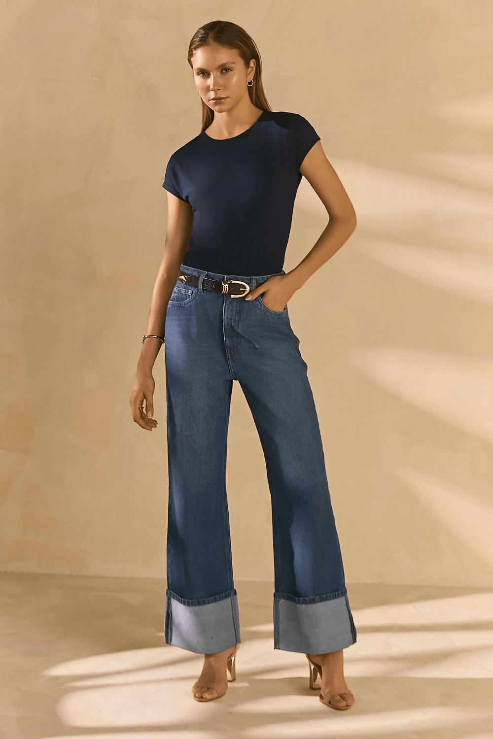 Calça Jeans Wide Leg Barra Dobrada - Azul.