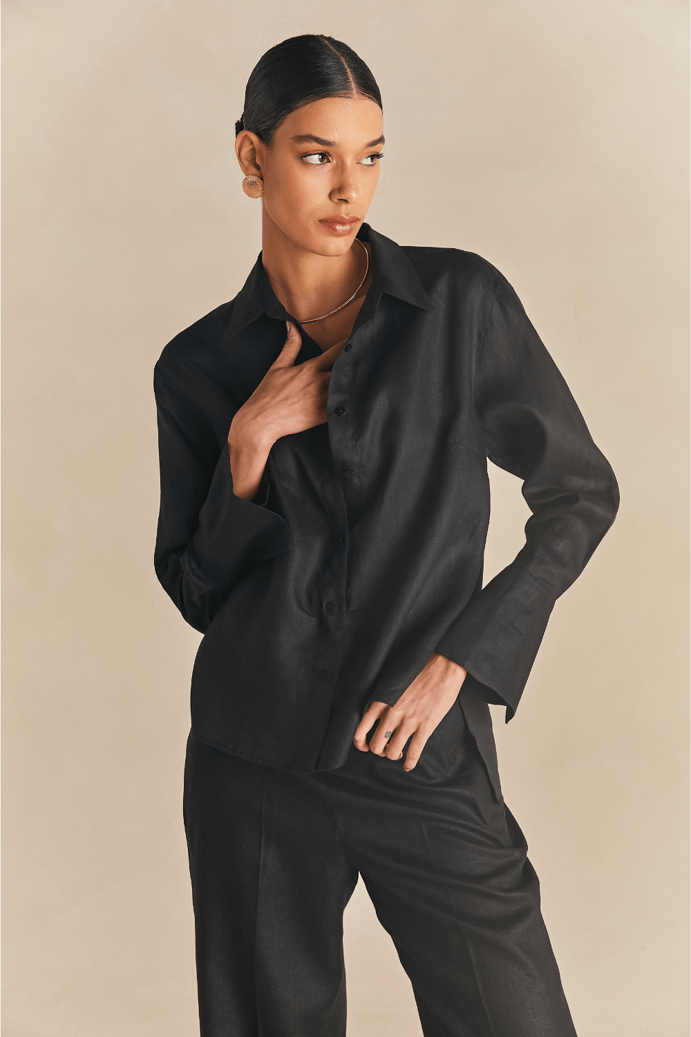 Camisa Linho Manga Longa Sofi - Preto